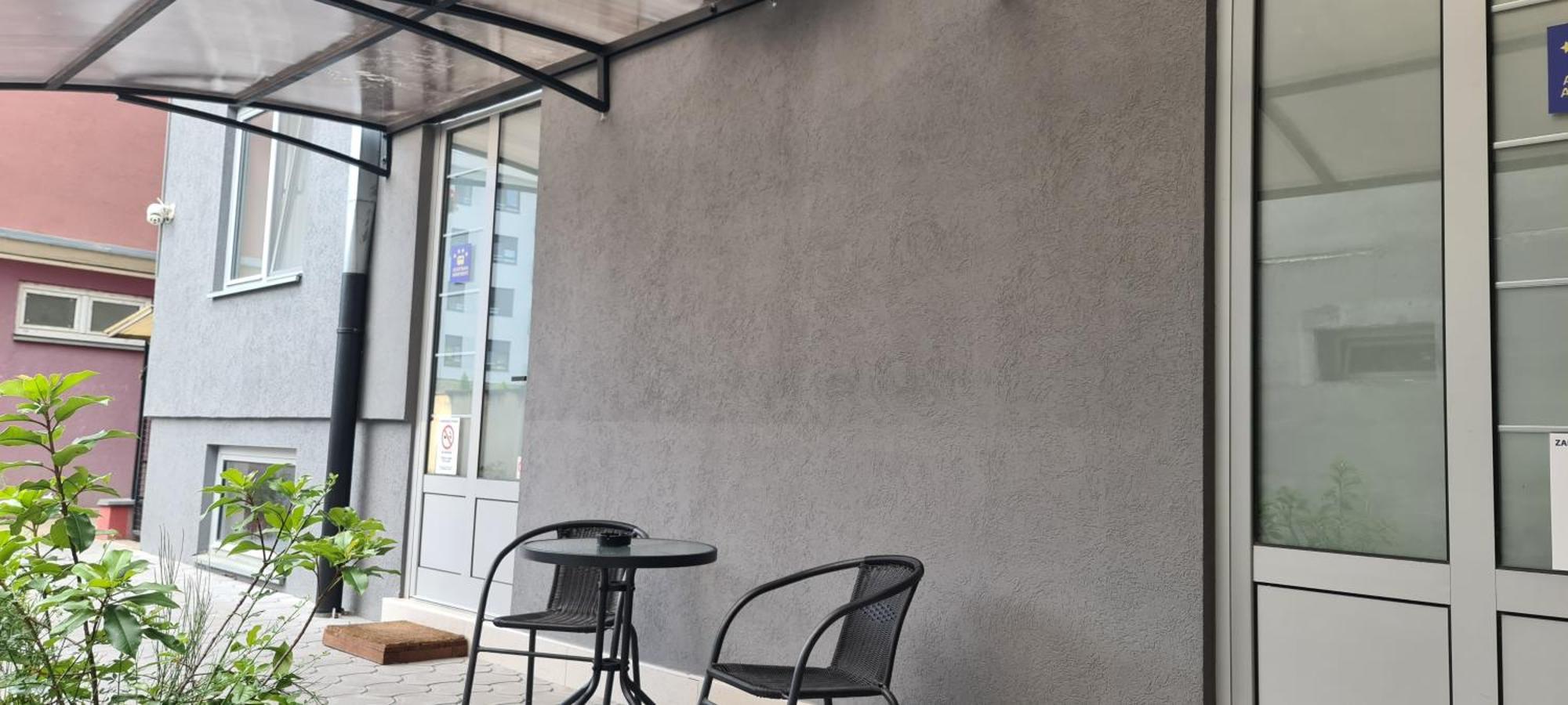 Apartments Tema ซอมโบร์ ภายนอก รูปภาพ